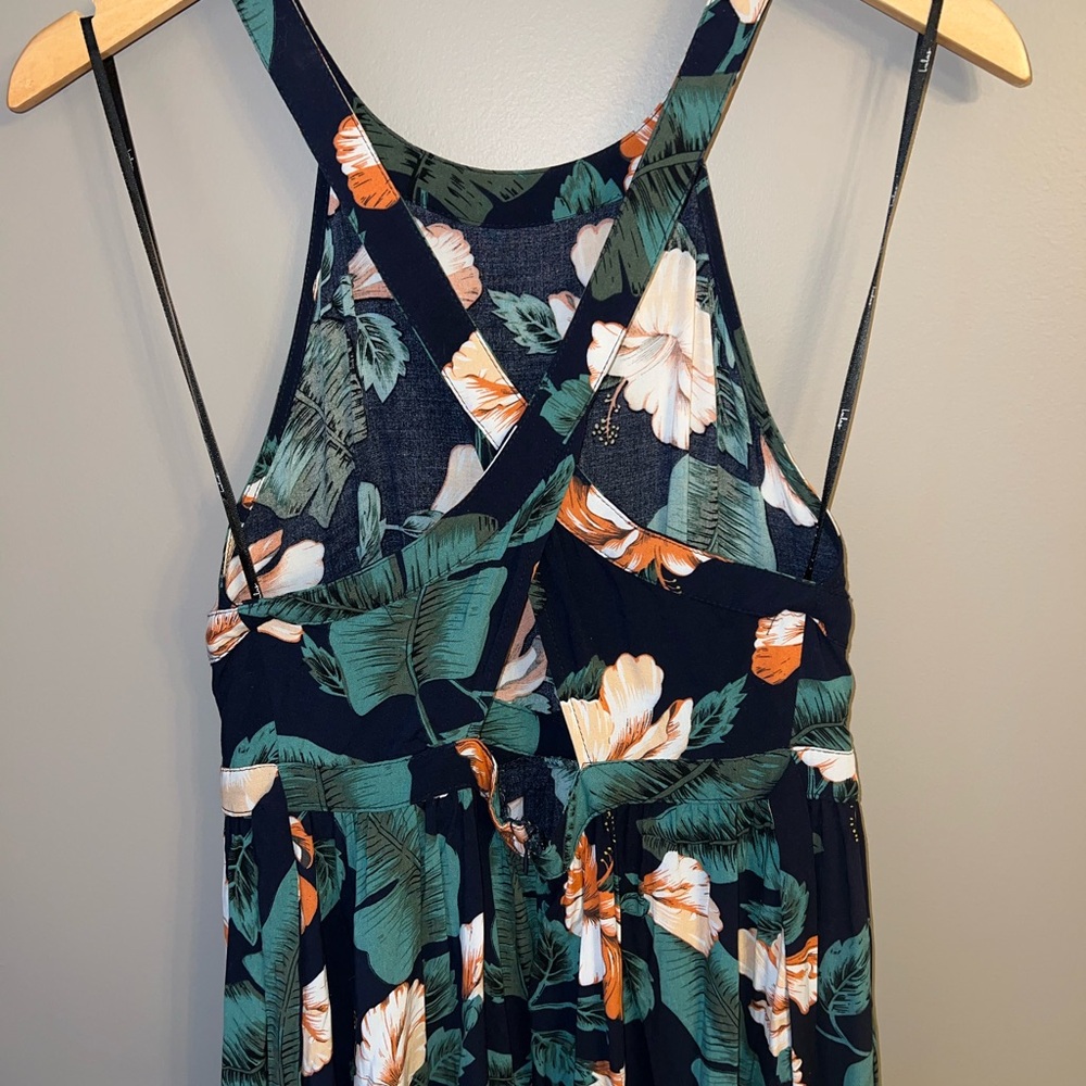 Lulu's Navy Floral Halter Maxi Dress with Green Leaves and Peach Blooms - Picture 5 of 9